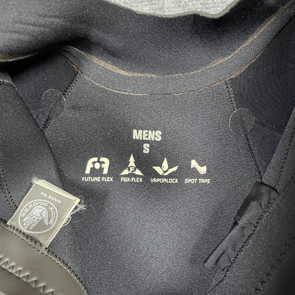 Body Glove Stealth 3/2 mm Full Wetsuit Mens Small Blue Black 0710 - Picture 9 of 12